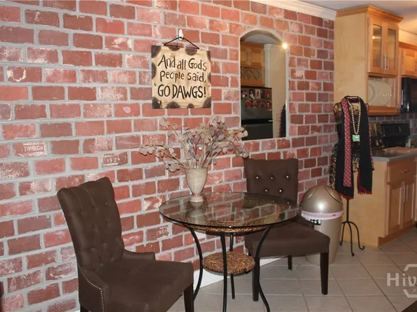 760 E Campus Rd APT 58, Athens, GA 30605