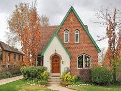 1st image of 1440 E Laird Ave