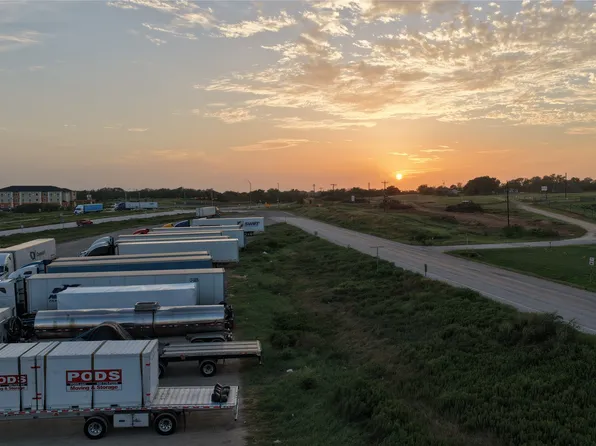 0 Highway 90, Luling, TX 78648