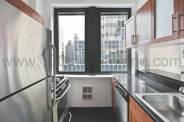 Rented by Lalezarian Properties | media 20