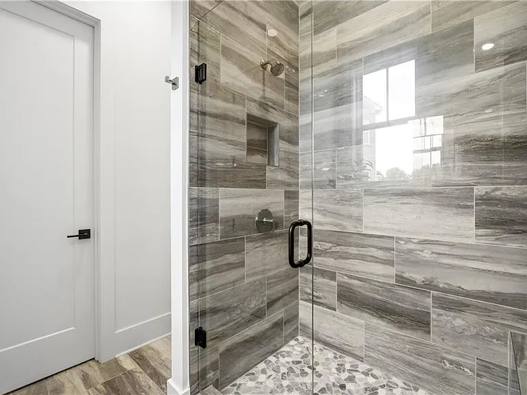 4510 Hawthorn Cir — Photo 26