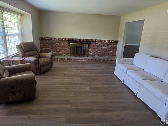 5th image of 2963 Leopold Ave