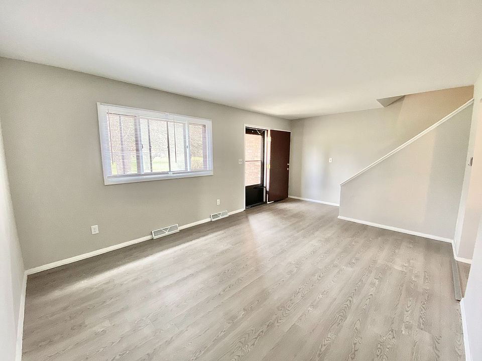 Root River Drive 53055375 Root River Dr Greendale WI Zillow