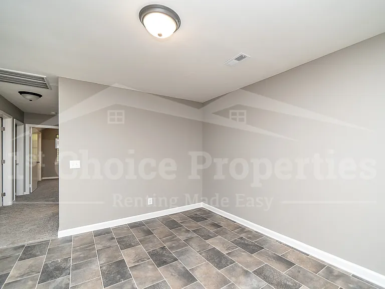 13050 Alpine Cir — Photo 8