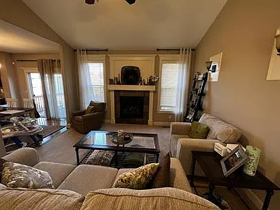 4114 Seele Way — Photo 4