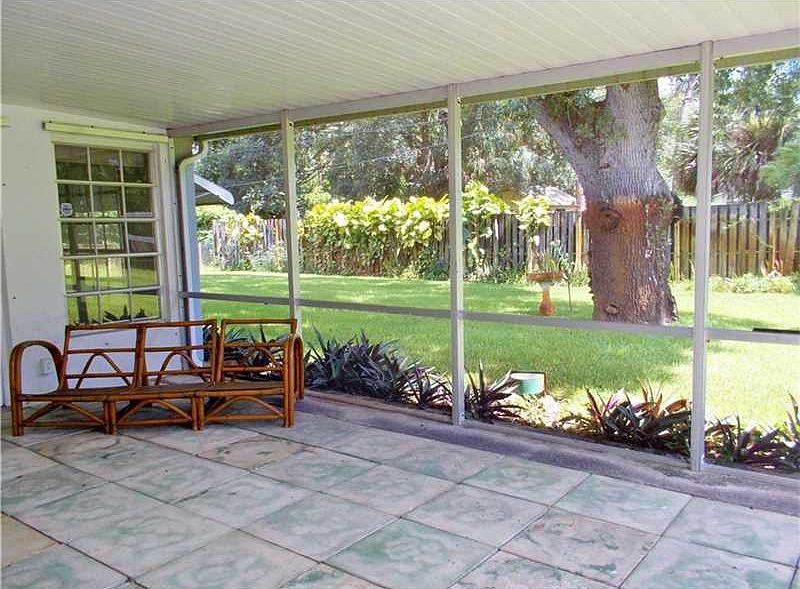 1st image of 3021 SW 21st Ct