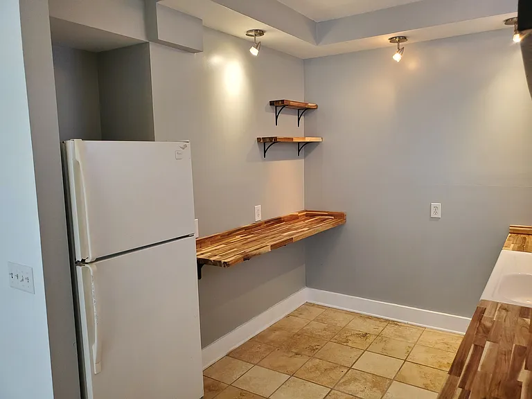 1211 23rd Ave NE #1 — Photo 12