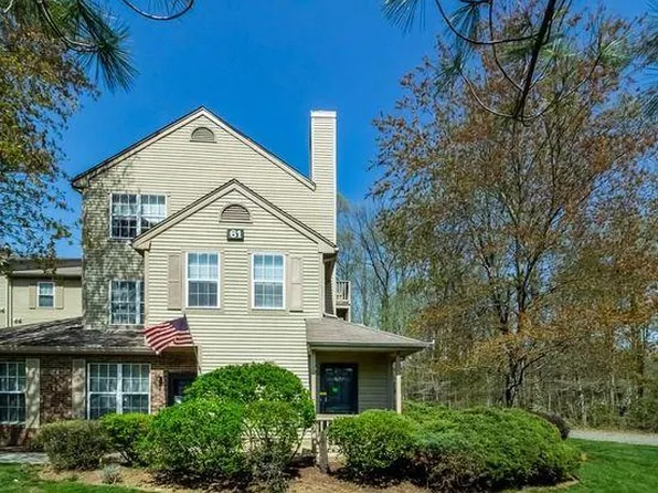 6122 Cedar Ct, Monmouth Junction, NJ 08852