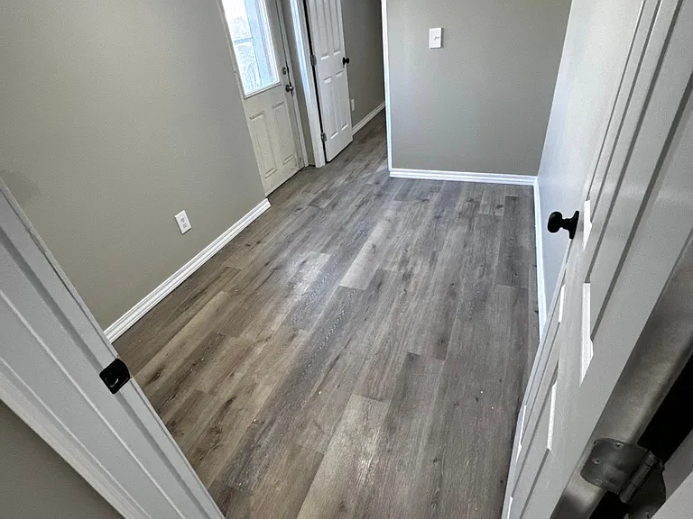 Bonus room! Sitting area. Vanity area. Mini kitchen. You decide!