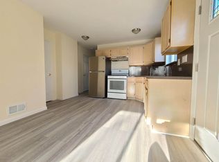 261 Wood Ave, Staten Island, NY 10307