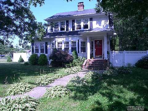 4th image of 560 Pine Acres Blvd