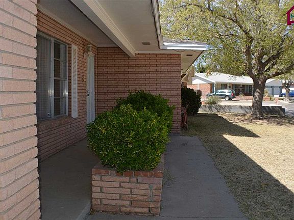3rd image of 2605 Calle De Rosa