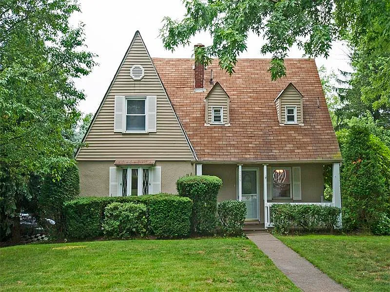 156 Parkfel Ave photo 1
