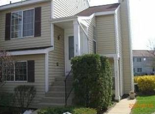 511 Mallard Ct #511, Schaumburg, IL 60193