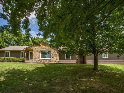 24650 Hospital Dr, Paola, KS, 66071