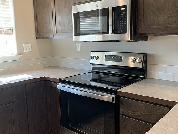 5th image of 1308 W Javelin St