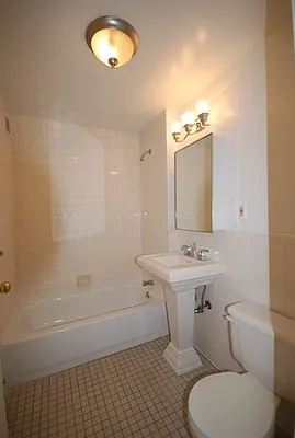 Rented by Lucien Perry | media 27