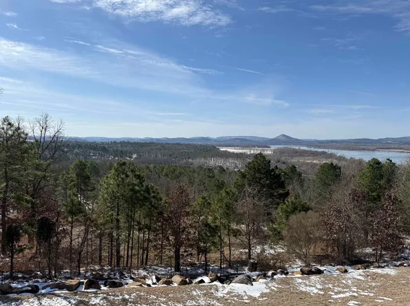 14025 Mountain River Dr, North Little Rock, AR 72113