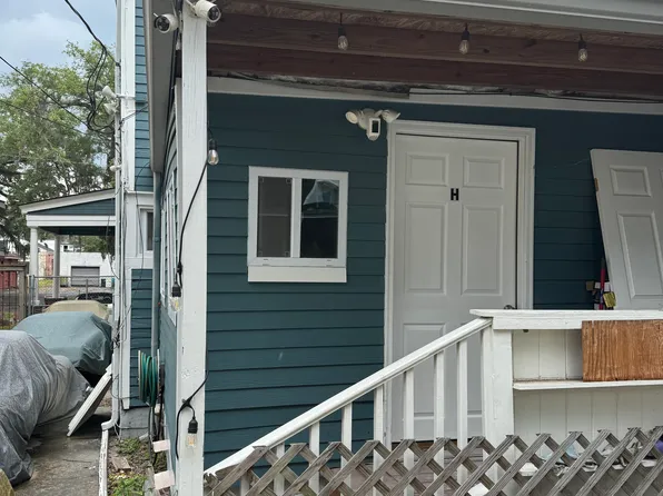 410 W 36th St #A, Savannah, GA 31401
