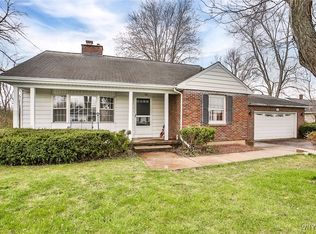 2370 Niagara Rd, Niagara Falls, NY 14304