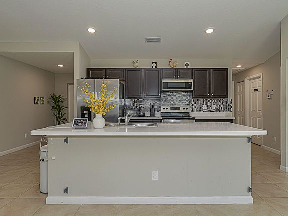 5th image of 1621 SW Angelico Ln
