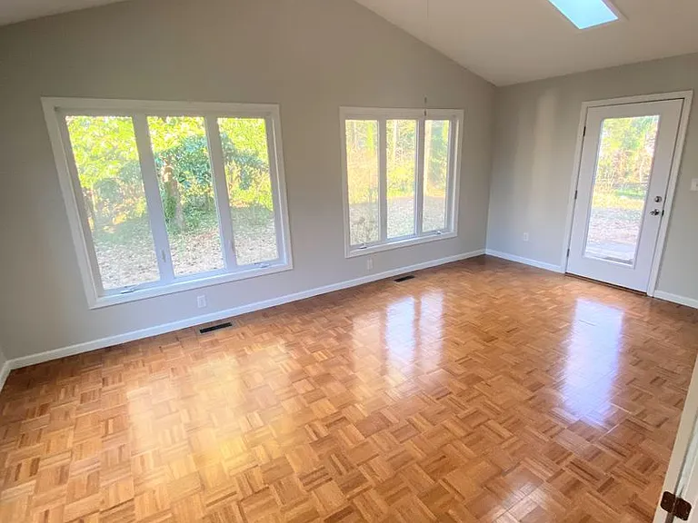 95 Buxton Dr — Photo 8