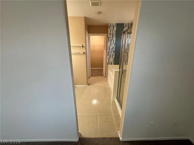 4949 Blue Bay Ct — Photo 32