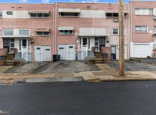 2118 Ravenwood Dr, Folcroft, PA 19032