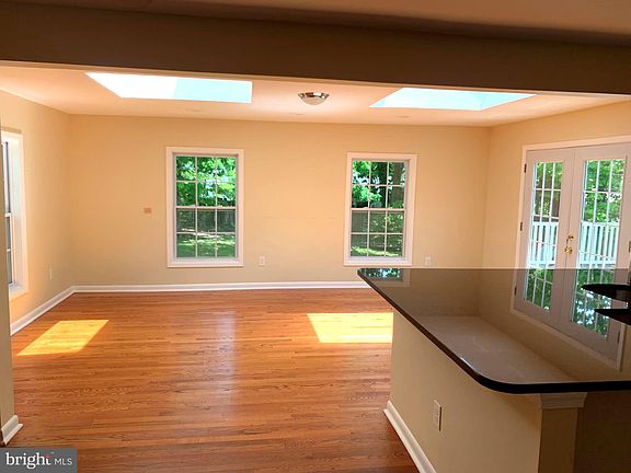 2nd image of 4413 Westfield Dr