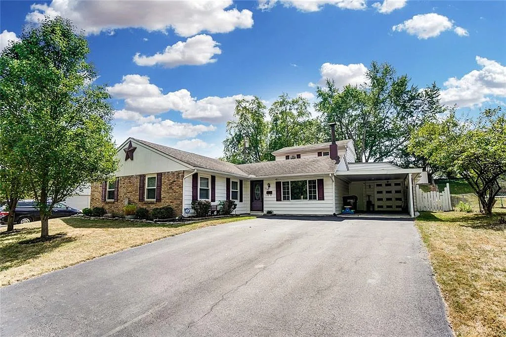 736 David Blvd photo 1