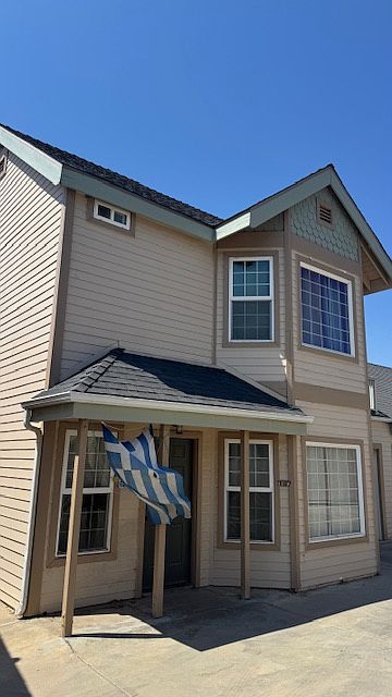 1st image of 167 W Harrison Ave