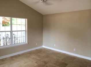 5800 Wyatt Ct, Milton, FL 32570