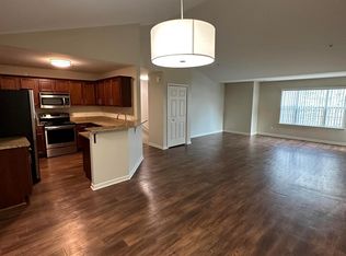 49134 E Woods Dr #49134, Utica, MI 48317