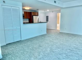 300 S Biscayne Blvd APT 3202, Miami, FL 33131