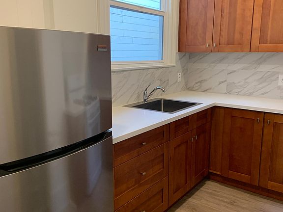 4th image of 3251 16th St APT 4