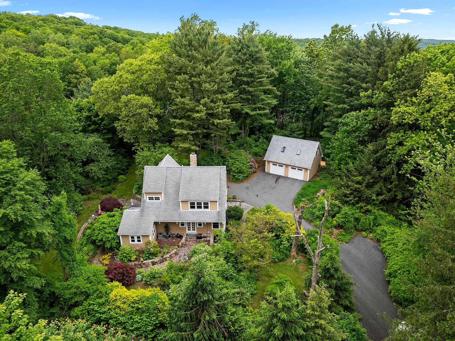 238 Park Road, Oxford, CT 06478 | Zillow