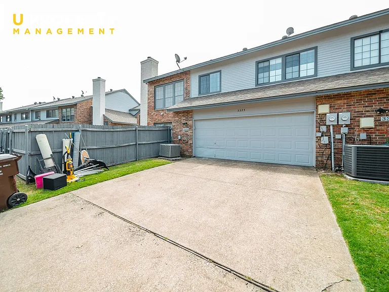 3325 Devonshire Dr — Photo 26