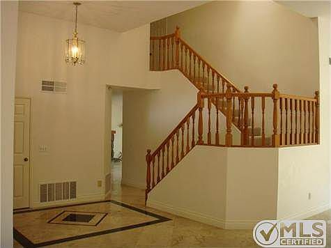 5th image of 18353 Hampshire Ln