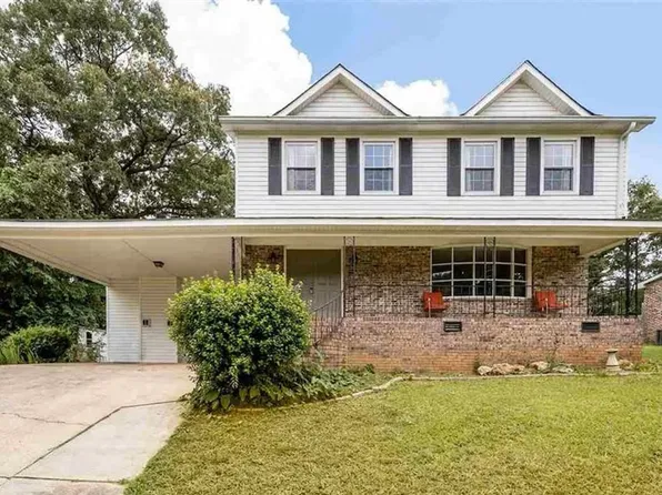 130 Maxanna Dr, Anniston, AL 36206