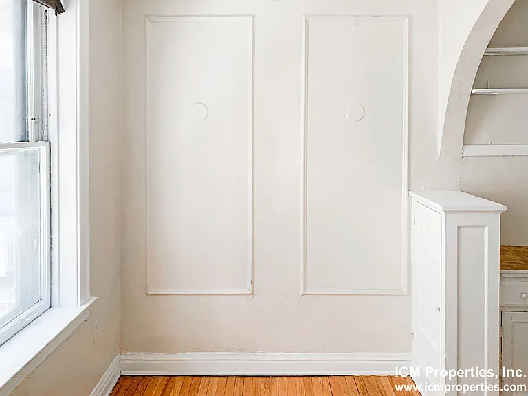 400 W Surf St #1 — Photo 8