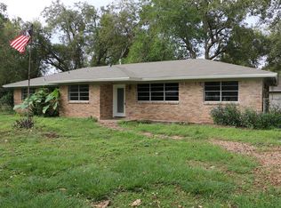 531 Live Oak Dr, Jones Creek, TX 77541