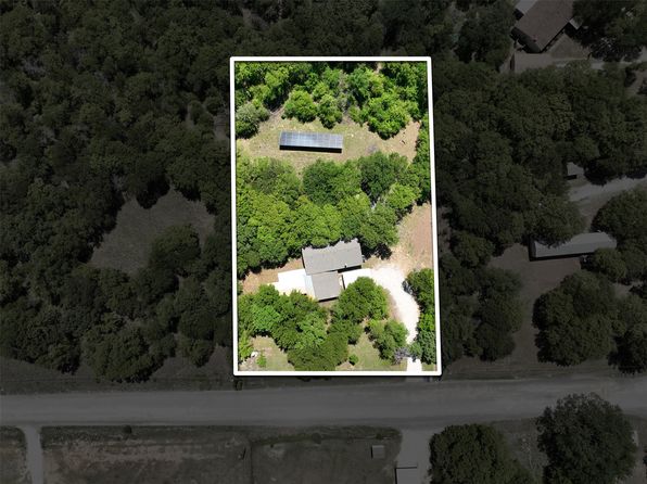 201 Brighton Oaks Dr, Boyd, TX 76023