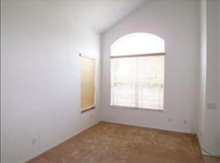 4426 Huddlestone Dr, Zephyrhills, FL 33545