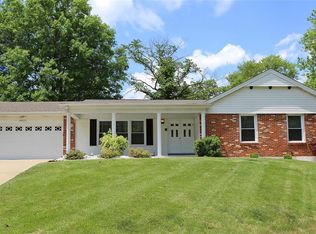 14221 Reelfoot Lake Dr, Chesterfield, MO 63017