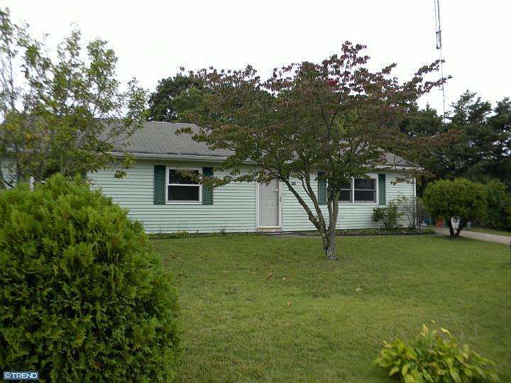 1st image of 609 Sandra Dr
