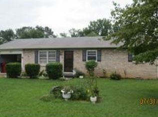 1100 Fremont Dr, Johnson City, TN 37601