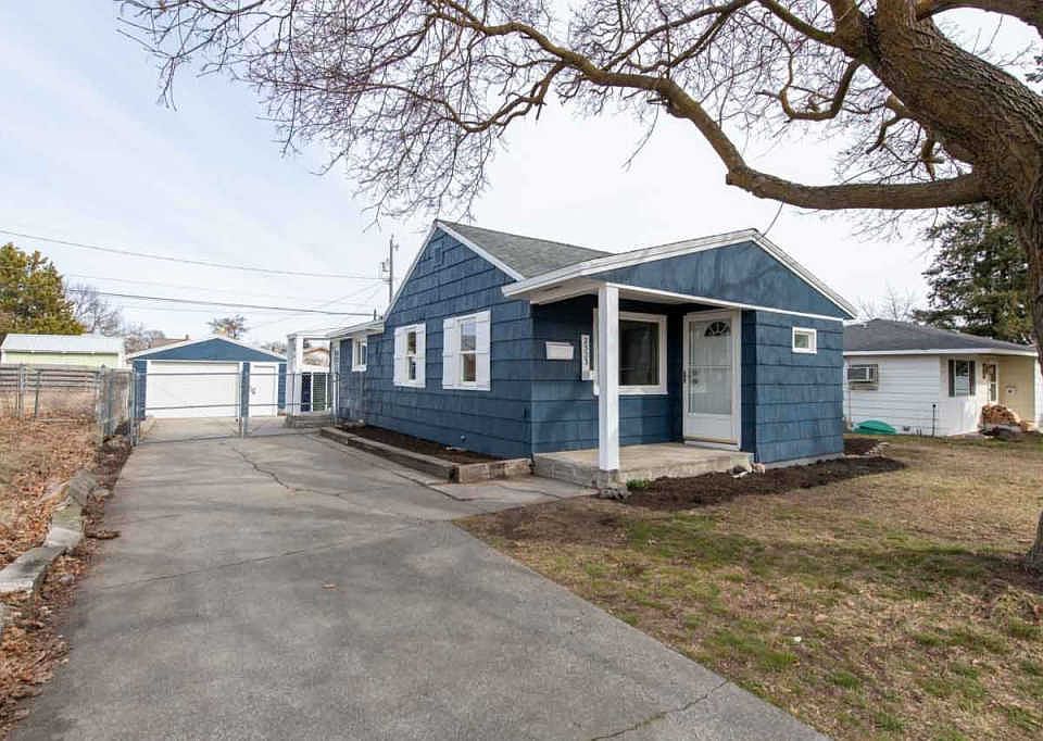 1st image of 2323 E Heroy Ave