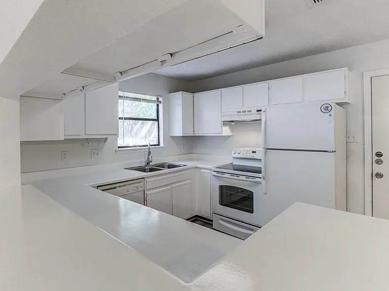 Kitchen Bar