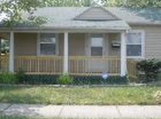 22210 Kelly Rd, Eastpointe, MI 48021