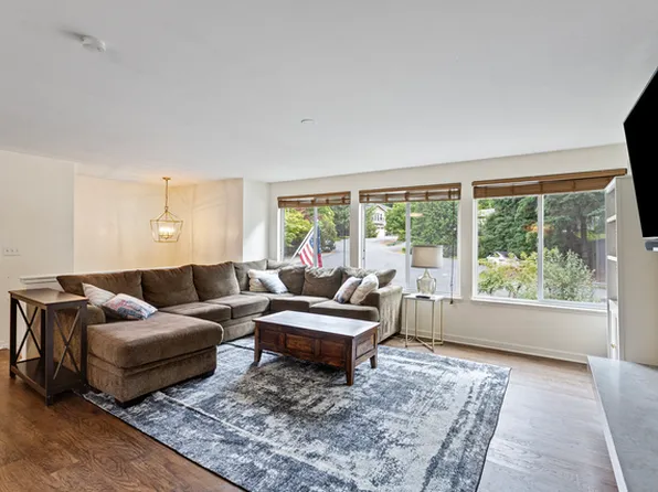 14506 NE 184th Pl, Woodinville, WA 98072